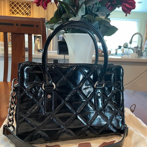 NEW Michael Kors quilted patent leather shoulder/tote bag NWOT. - Picture 10 of 12